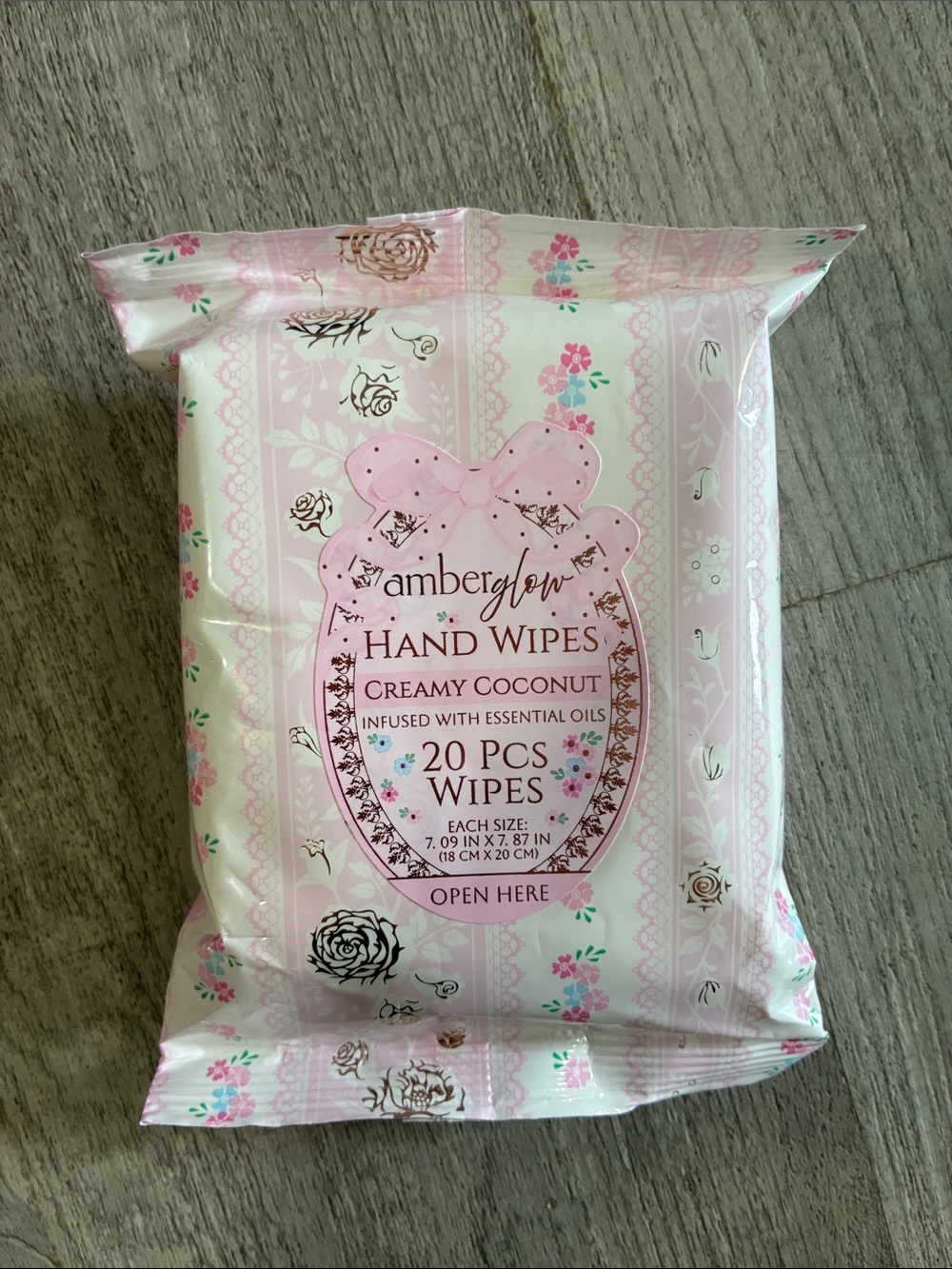 Amber Glow Creamy Coconut Hand Wipes
